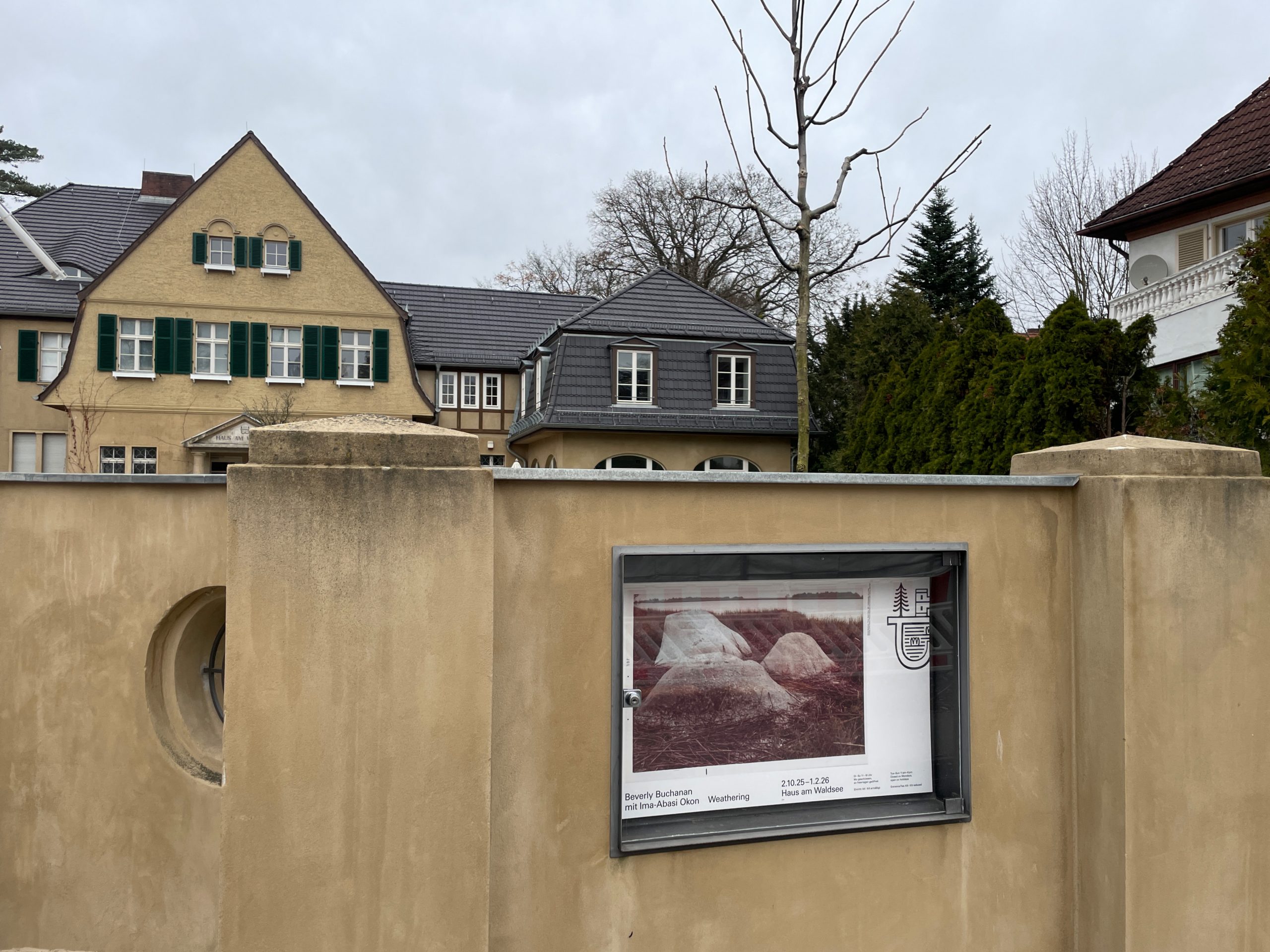 <br />
<b>Warning</b>:  Undefined variable $caption in <b>/homepages/15/d224896284/htdocs/wp-content/themes/HIT/single.php</b> on line <b>137</b><br />
